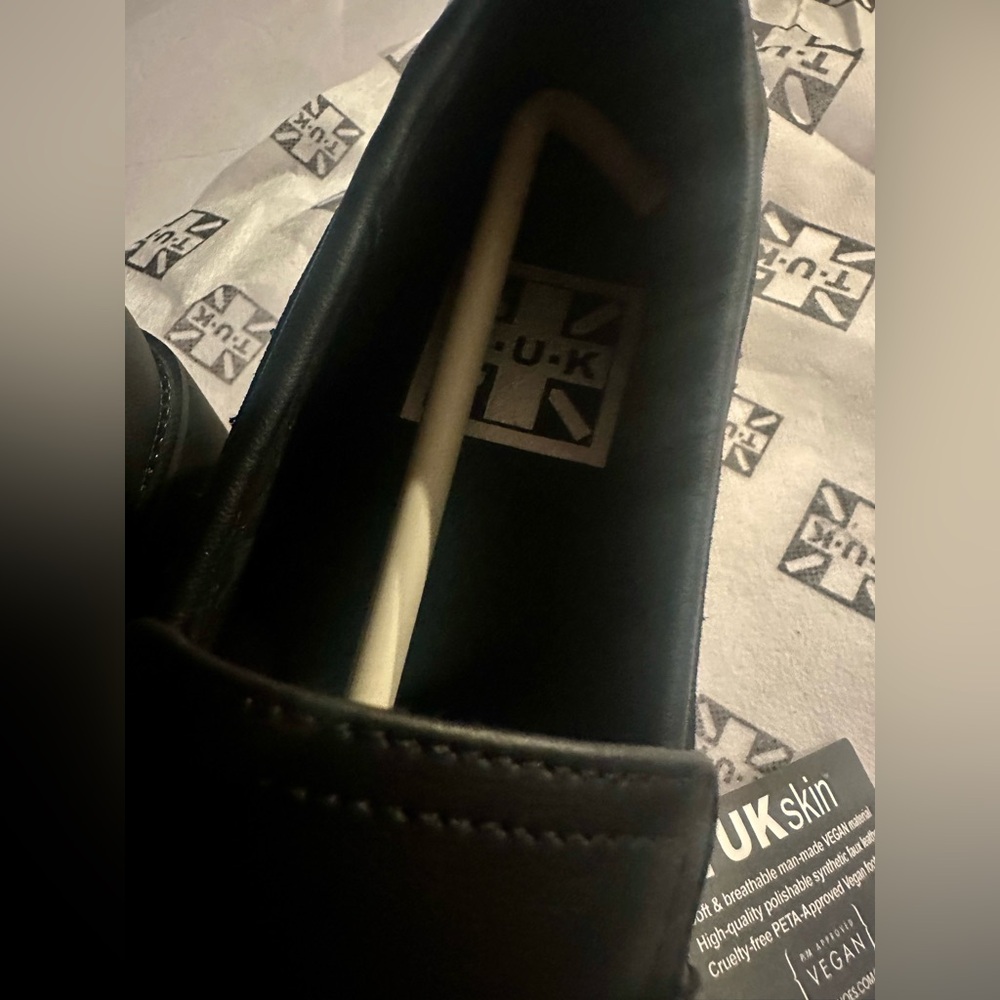 T.U.K. Black Vegan TUKskin Nosebleed Square Toe Loafers - Size 6 ❤️💋 - Picture 13 of 17